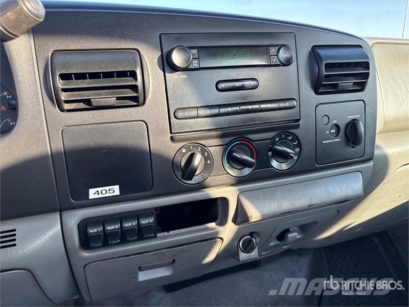 Ford F-450 XL 4x2 Service Truck Komunalna vozila za opštu namenu