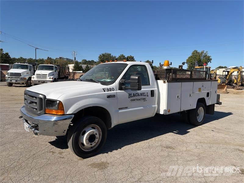 Ford F-450 XL 4x2 Utility Truck Prekucniki
