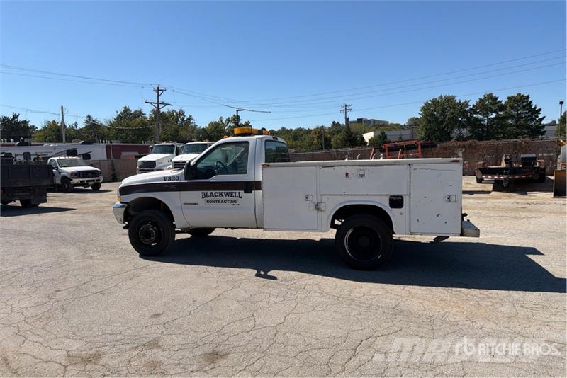 Ford F-450 XL 4x2 Utility Truck 皮卡车