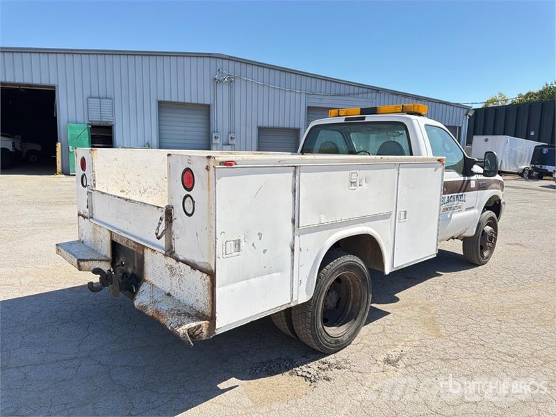 Ford F-450 XL 4x2 Utility Truck Prekucniki