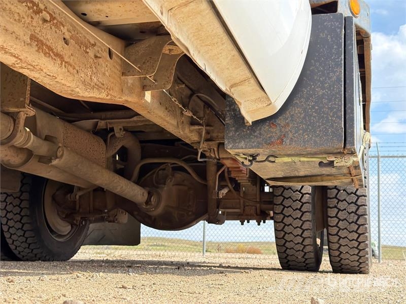 Ford F-450 XL 4x4 Crew Cab Service Truck 市政车