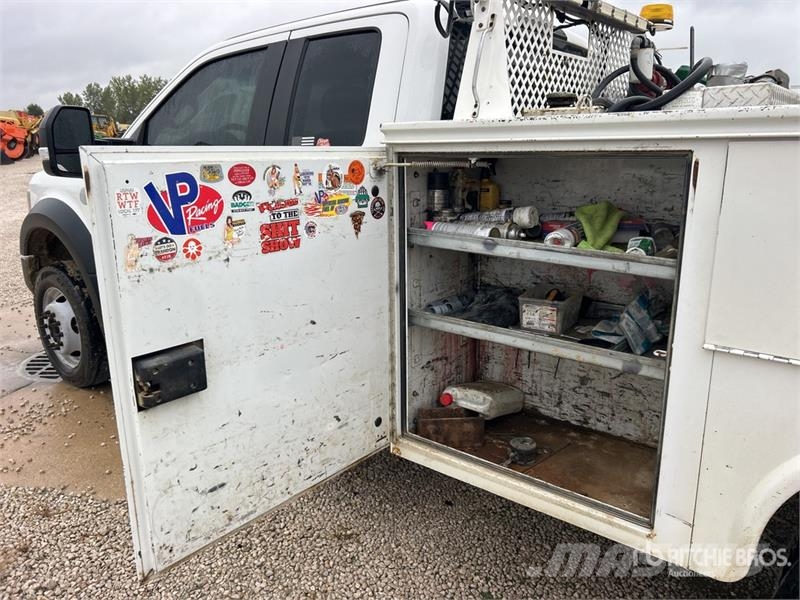 Ford F-450 XL 4x4 Extended Cab Utility Truck Madelkaubikud
