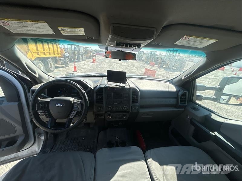 Ford F-550 Kommunal-Sonderfahrzeuge