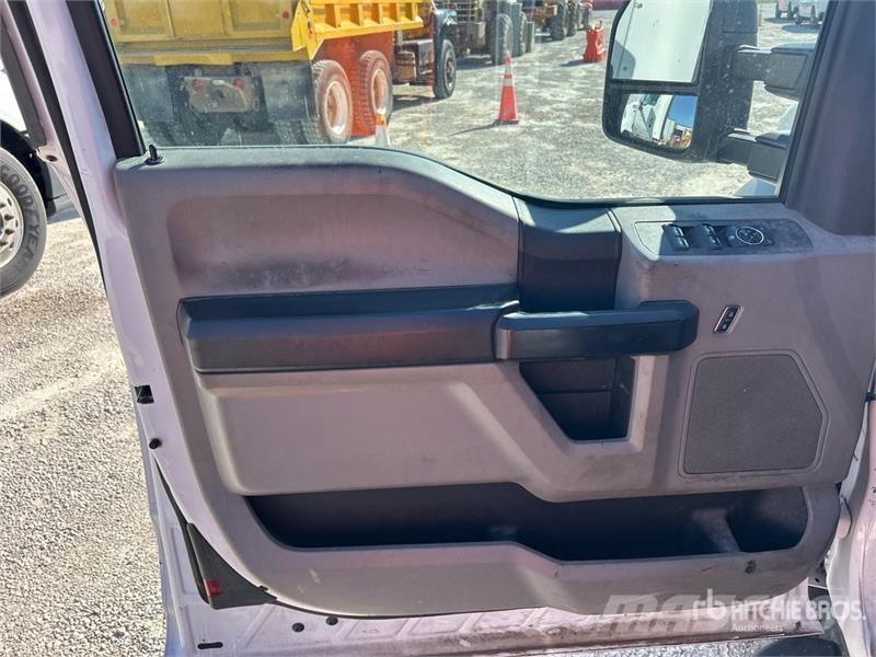 Ford F-550 Kommunal-Sonderfahrzeuge