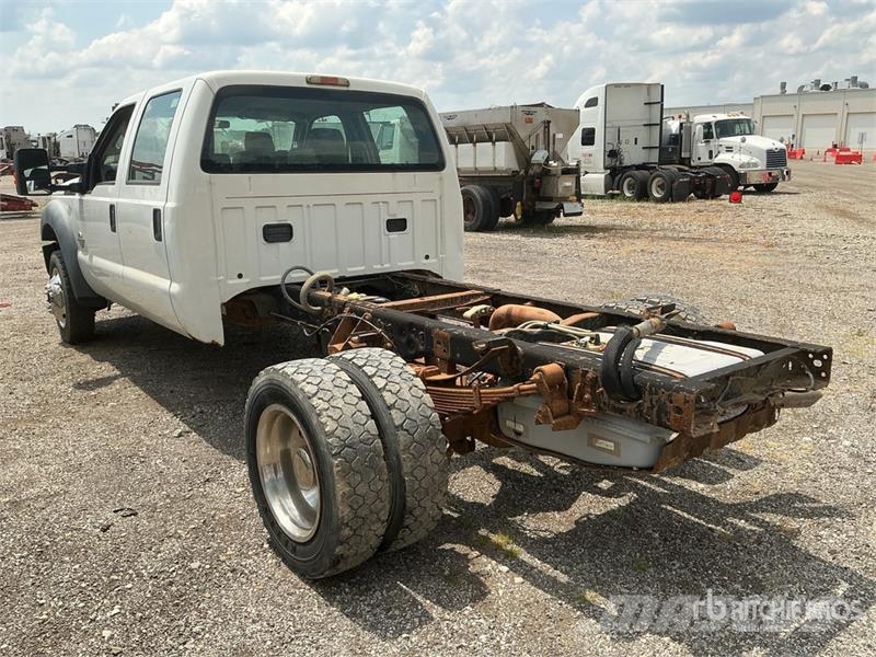 Ford F-550 Cabinas