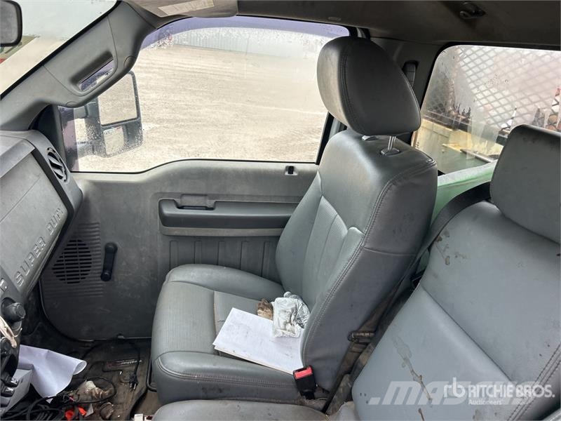 Ford F-550 Lastbilmonterede lifte