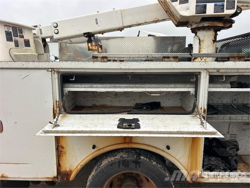 Ford F-550 Lastbilmonterede lifte