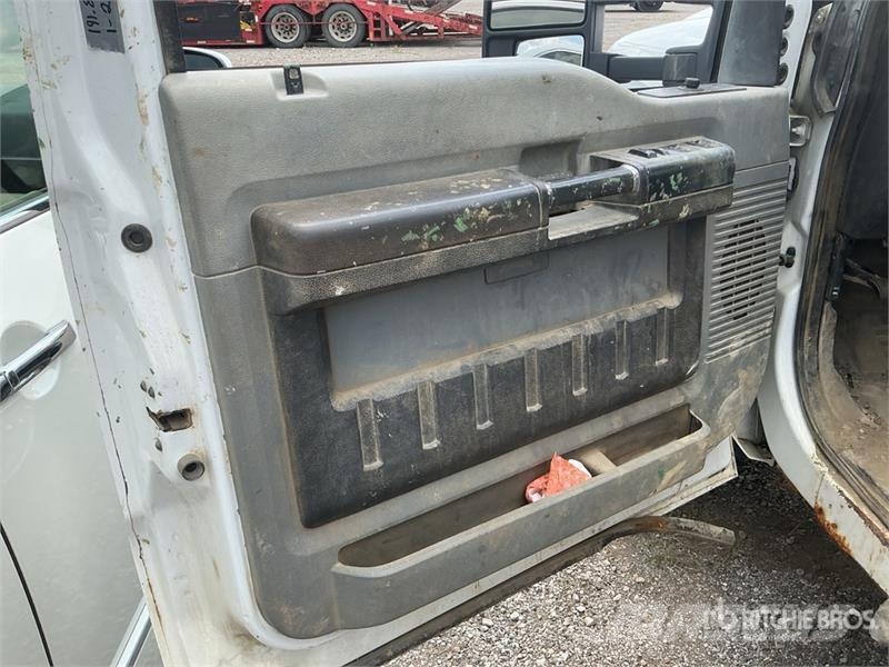 Ford F-550 Cabinas