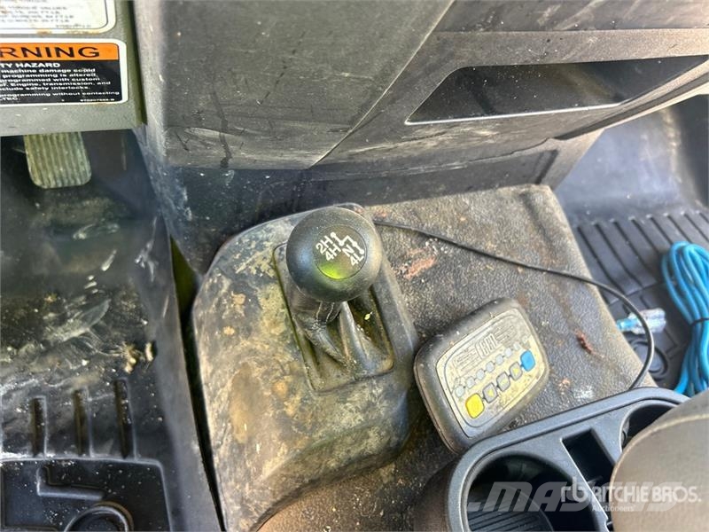 Ford F-550 Nostolava-autot
