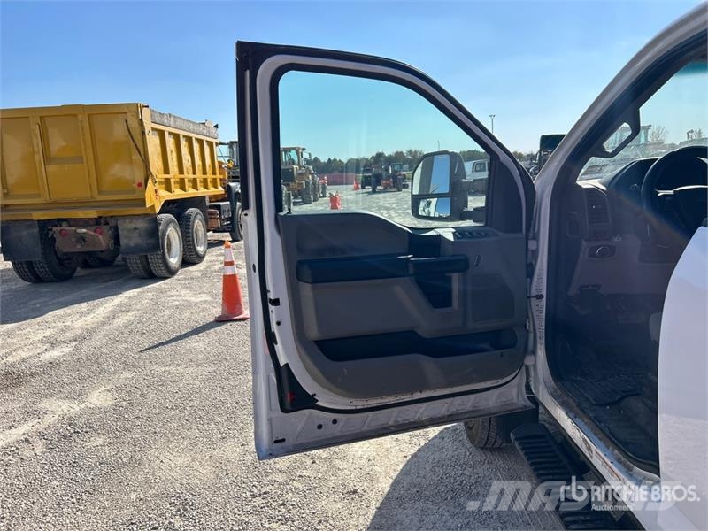 Ford F-550 Kommunal-Sonderfahrzeuge