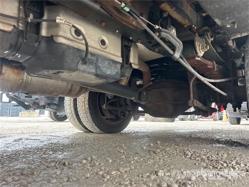 Ford F-550 Pacēlāji uz automašīnas bāzes