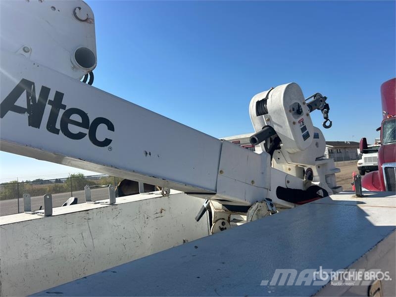 Ford F-550 Truck mounted aerial platforms