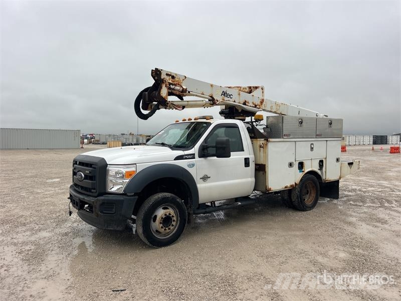 Ford F-550 Lastbilmonterede lifte