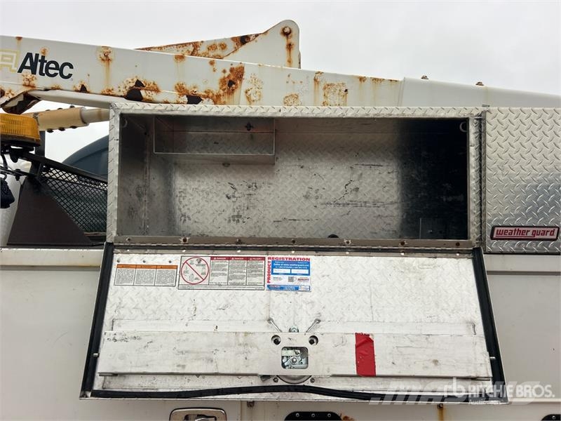 Ford F-550 Lastbilmonterede lifte