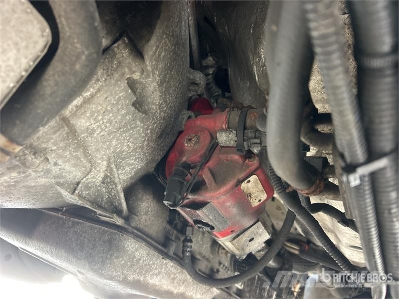 Ford F-550 Pacēlāji uz automašīnas bāzes