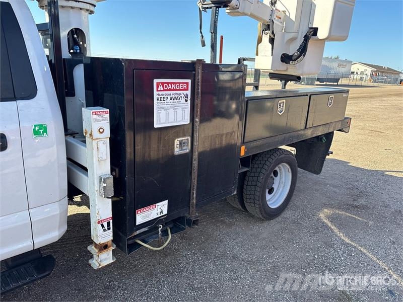 Ford F-550 Auto korpe