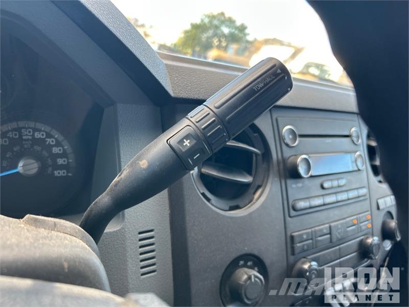 Ford F-550 شاحنات قلابة