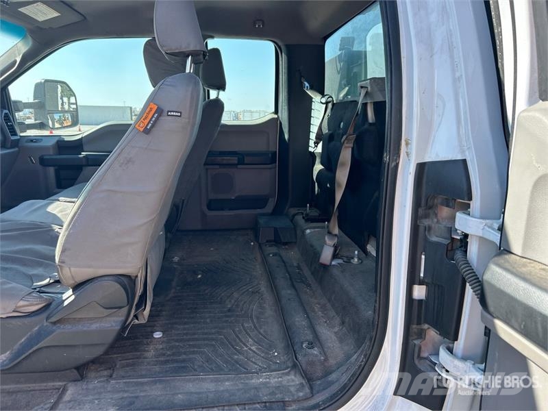 Ford F-550 Kommunal-Sonderfahrzeuge