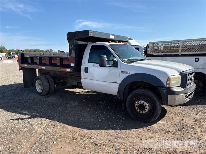 Ford F-550 Tipper trucks