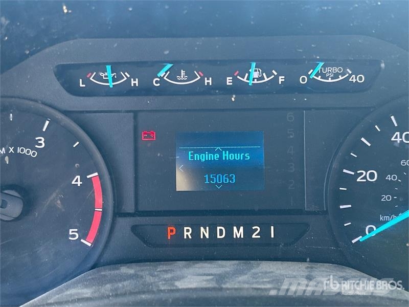 Ford F-550 Nostolava-autot