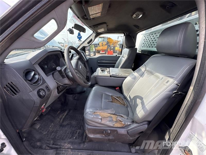 Ford F-550 Kommunal-Sonderfahrzeuge
