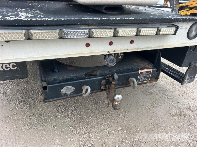 Ford F-550 Pacēlāji uz automašīnas bāzes