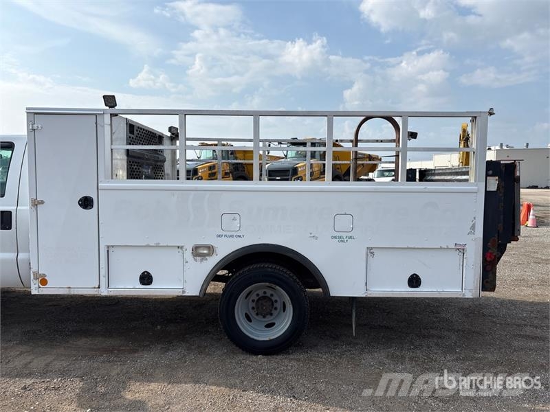 Ford F-550 Kommunal-Sonderfahrzeuge