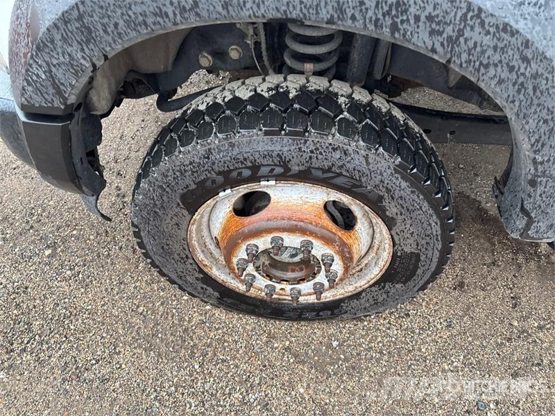 Ford F-550 Plataformas sobre camión