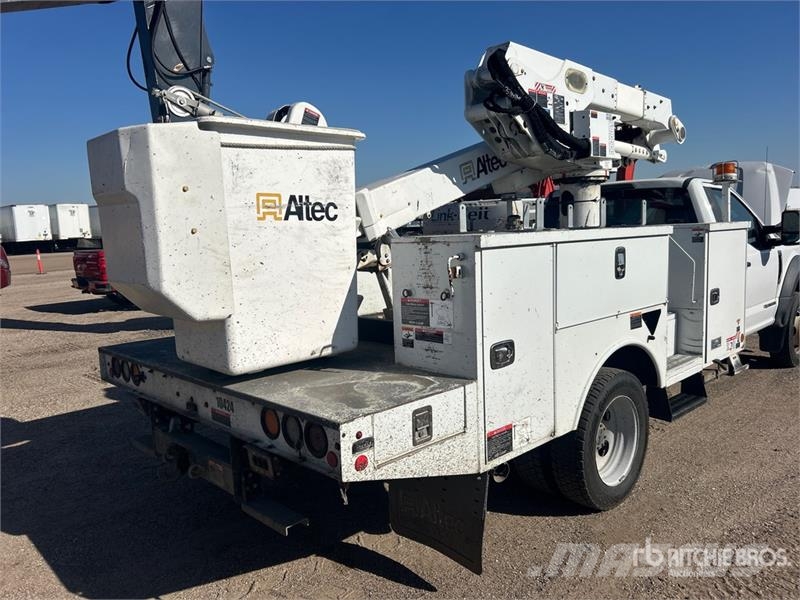 Ford F-550 Truck mounted aerial platforms