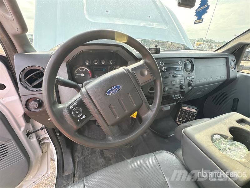 Ford F-550 Kommunal-Sonderfahrzeuge