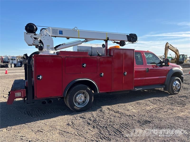 Ford F-550 4x2 Extended Cab Utility Truck Caja abierta/laterales abatibles