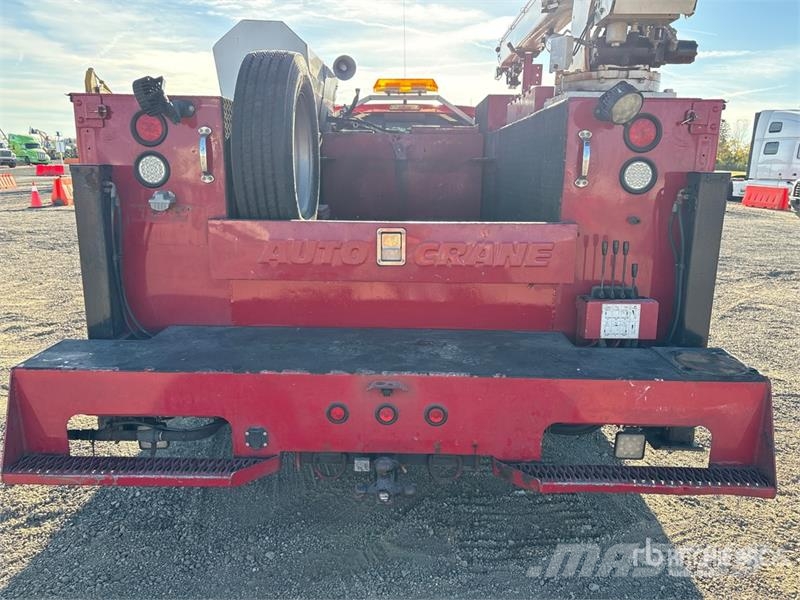 Ford F-550 4x2 Extended Cab Utility Truck Caja abierta/laterales abatibles