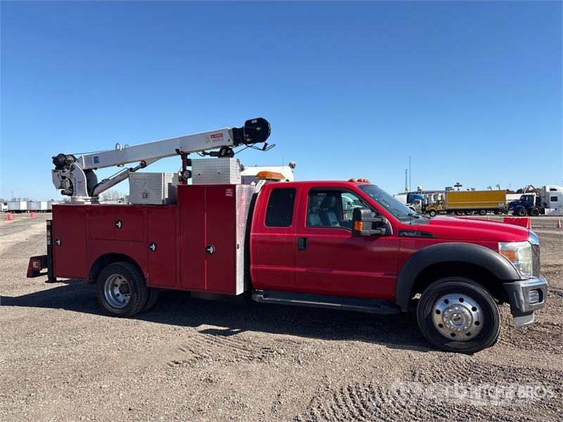 Ford F-550 4x2 Extended Cab Service Truck مركبات الأغراض العامة