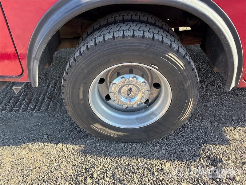 Ford F-550 4x2 Extended Cab Utility Truck Caja abierta/laterales abatibles