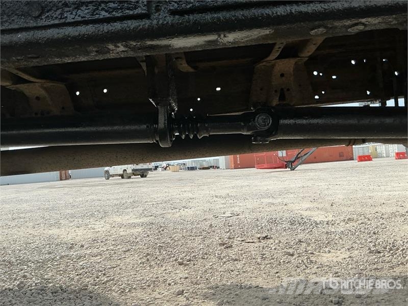 Ford F-550 4x2 Flatbed Truck Camion plateau