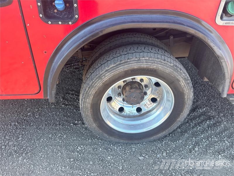 Ford F-550 4x2 Service Truck مركبات الأغراض العامة