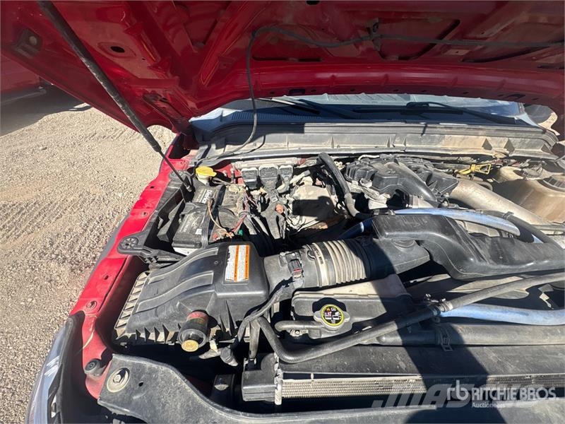 Ford F-550 4x2 Service Truck مركبات الأغراض العامة