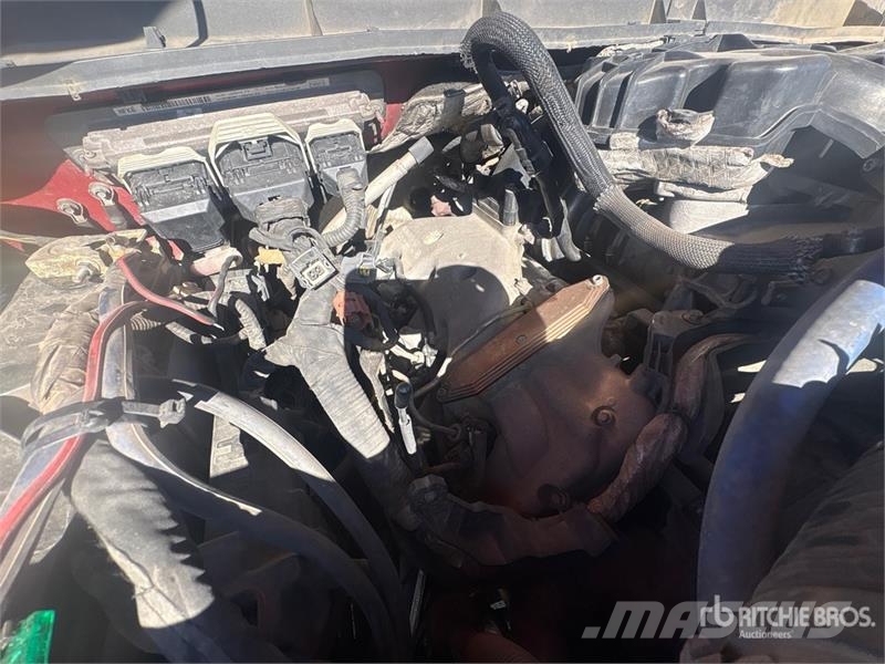 Ford F-550 4x2 Service Truck مركبات الأغراض العامة