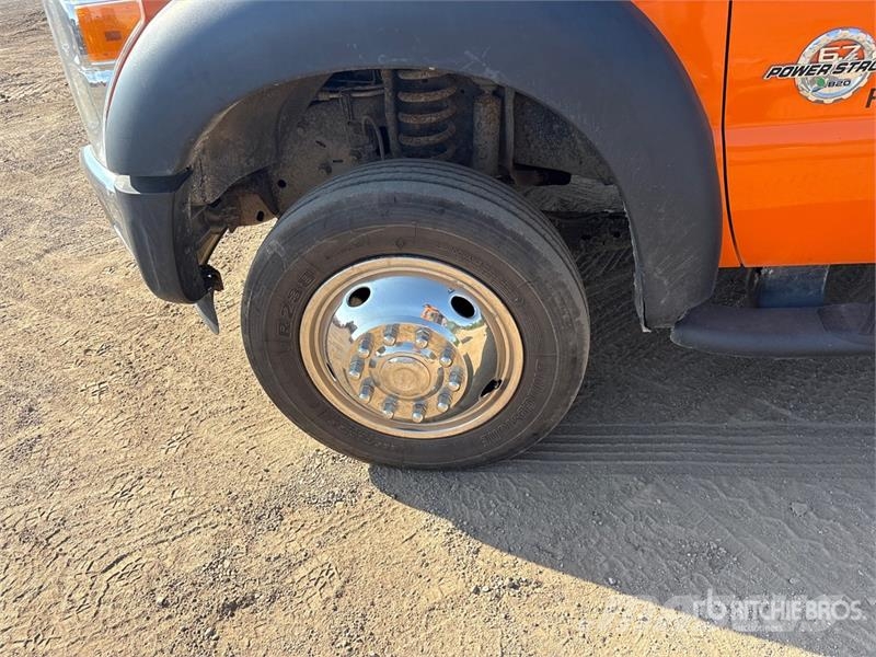 Ford F-550 4x2 Utility Truck Ldv/dropside