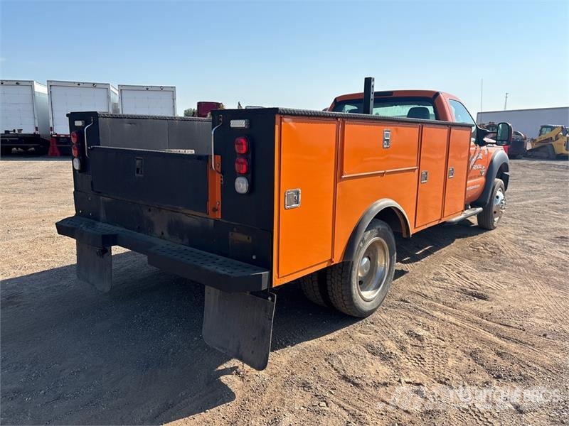 Ford F-550 4x2 Utility Truck Ldv/dropside