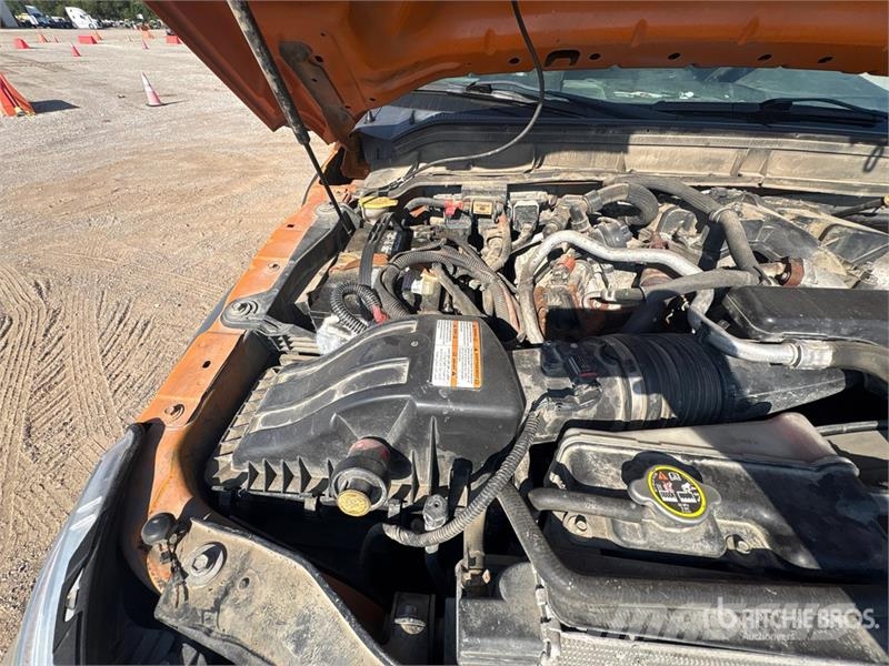 Ford F-550 4x2 Utility Truck Пікапи / Бічне розвантаження