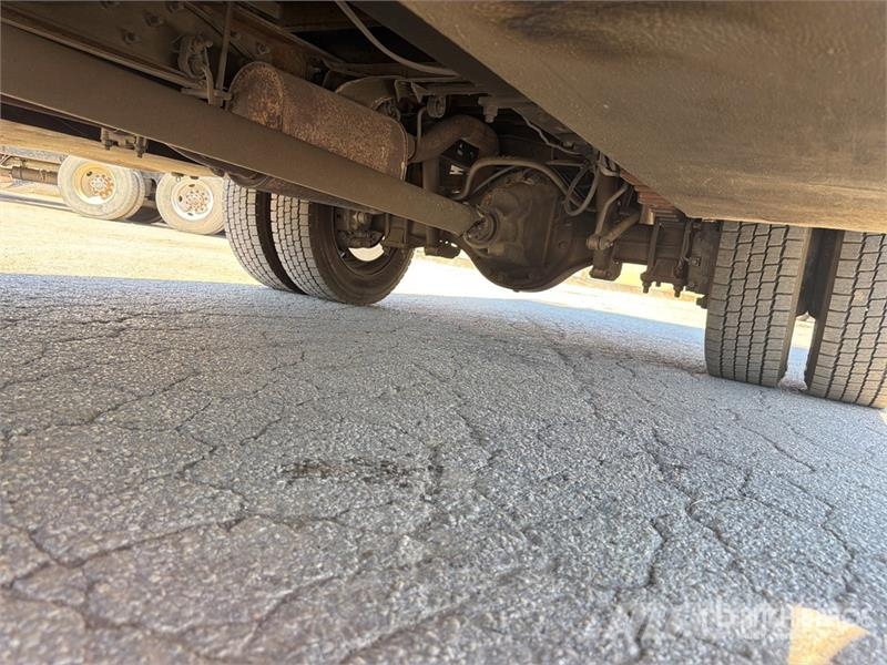Ford F-550 4x4 Crew Cab Utility Truck شاحنات خفيفة/مفصلية الجوانب