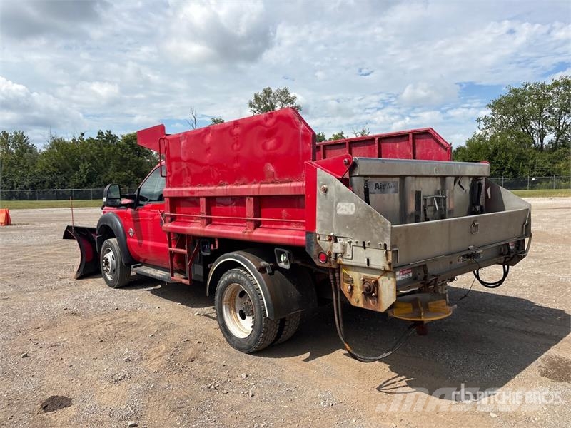 Ford F-550 4x4 Snow Plow Truck Kommunalt / generelt kjøretøy