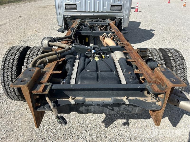 Ford F-550 XL 4x4 Cab and Chassis Kabīnes un interjers