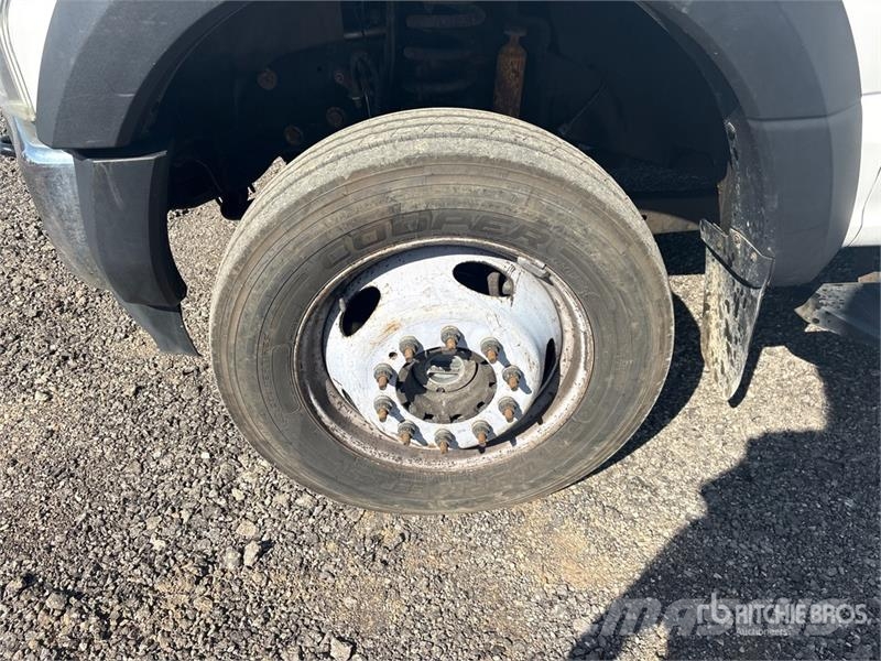 Ford F-550 XL 4x4 Extended Cab Service Truck Veículos municipais / de uso geral