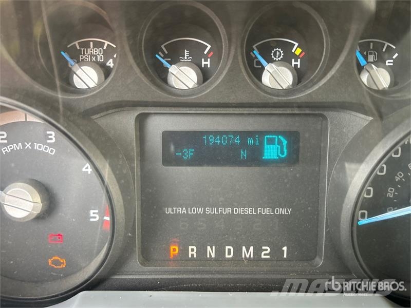 Ford F-550 XL 4x4 Utility Truck Pick up/Fiancata ribaltabile