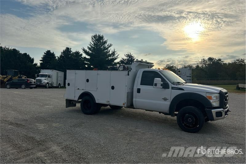 Ford F-550 XL 4x4 Utility Truck Pick up/Fiancata ribaltabile