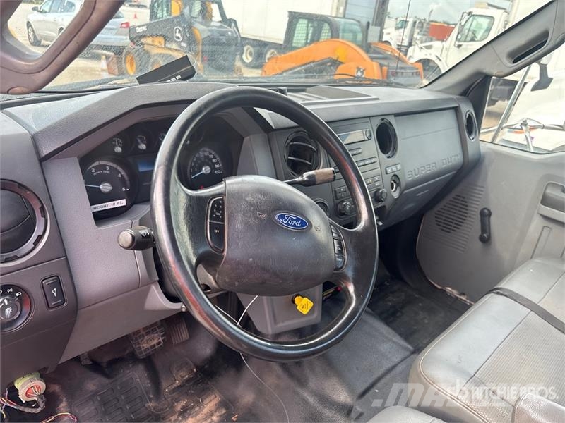 Ford F-650 Combi / vacuum trucks