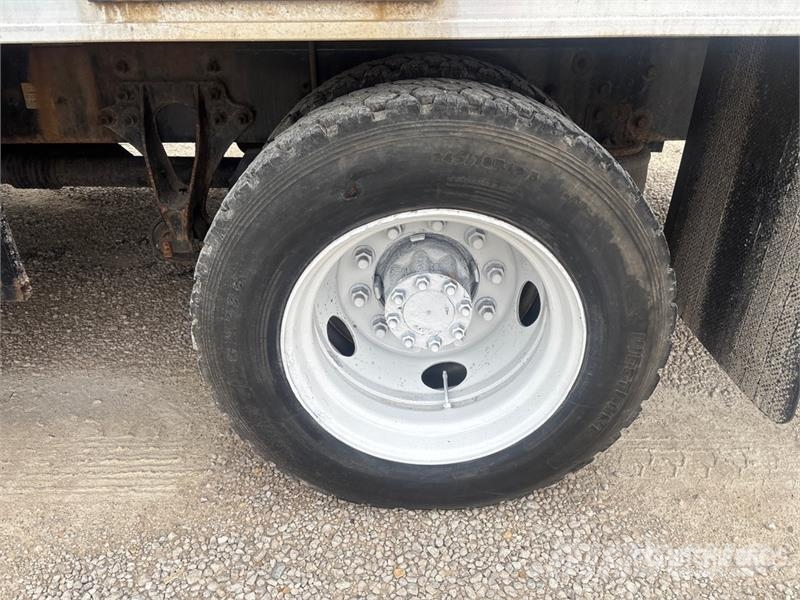 Ford F-650 Combi / vacuum trucks