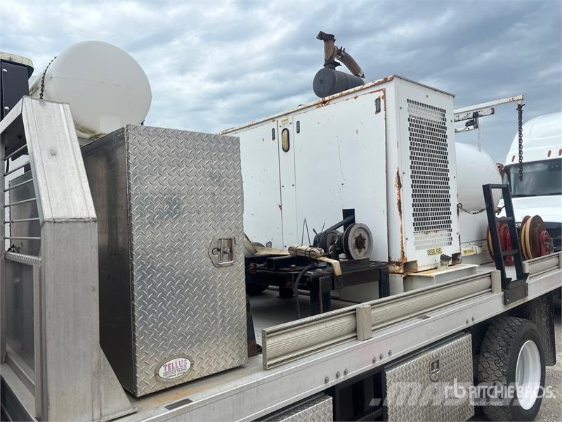 Ford F-650 Combi / vacuum trucks
